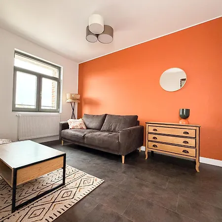 Grands Complets Avec Leurs Cuisines Toutes Equipees Jusqu'a 72m2 Apartment *