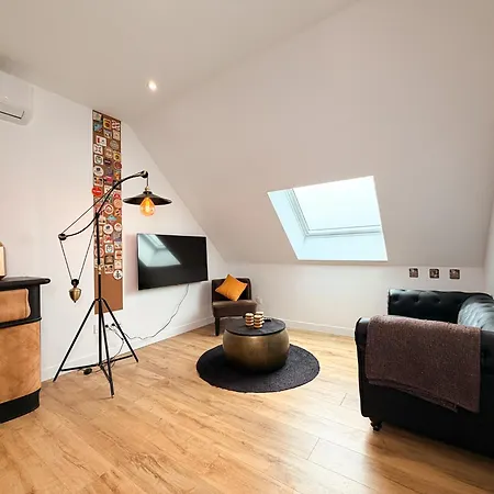 Grands Complets Avec Leurs Cuisines Toutes Equipees Jusqu'a 72m2 Apartment Sin-le-Noble