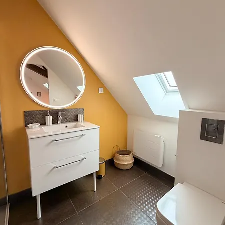 Grands Complets Avec Leurs Cuisines Toutes Equipees Jusqu'a 72m2 Apartment
